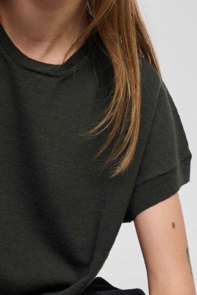 SMANICATO “LAKE” LANA MERINOS BEATRIZ FUREST - KAKI - Ghiglino1893