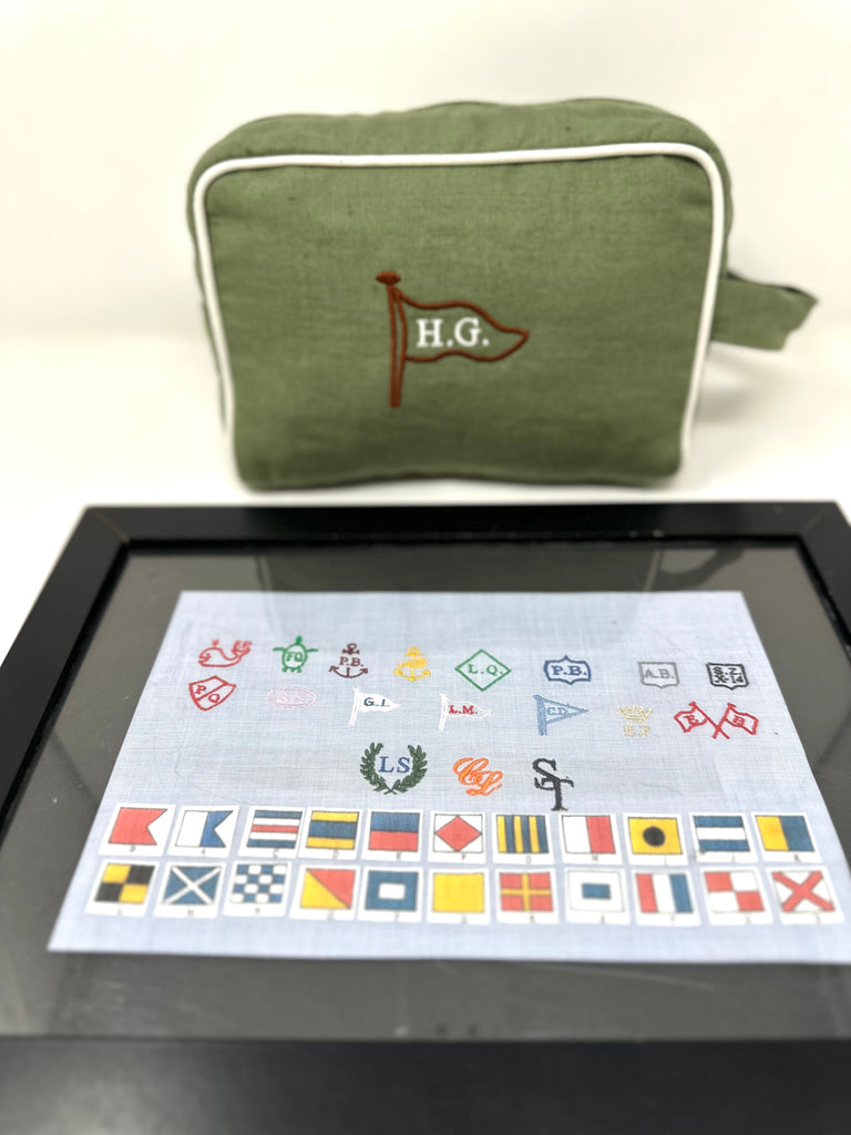 BEAUTY CASE IN LINO CON RICAMO PERSONALIZZATO - Ghiglino1893