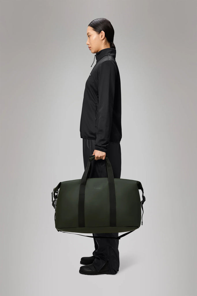 RAINS HILO WEEKEND BAG VERDE - Ghiglino1893
