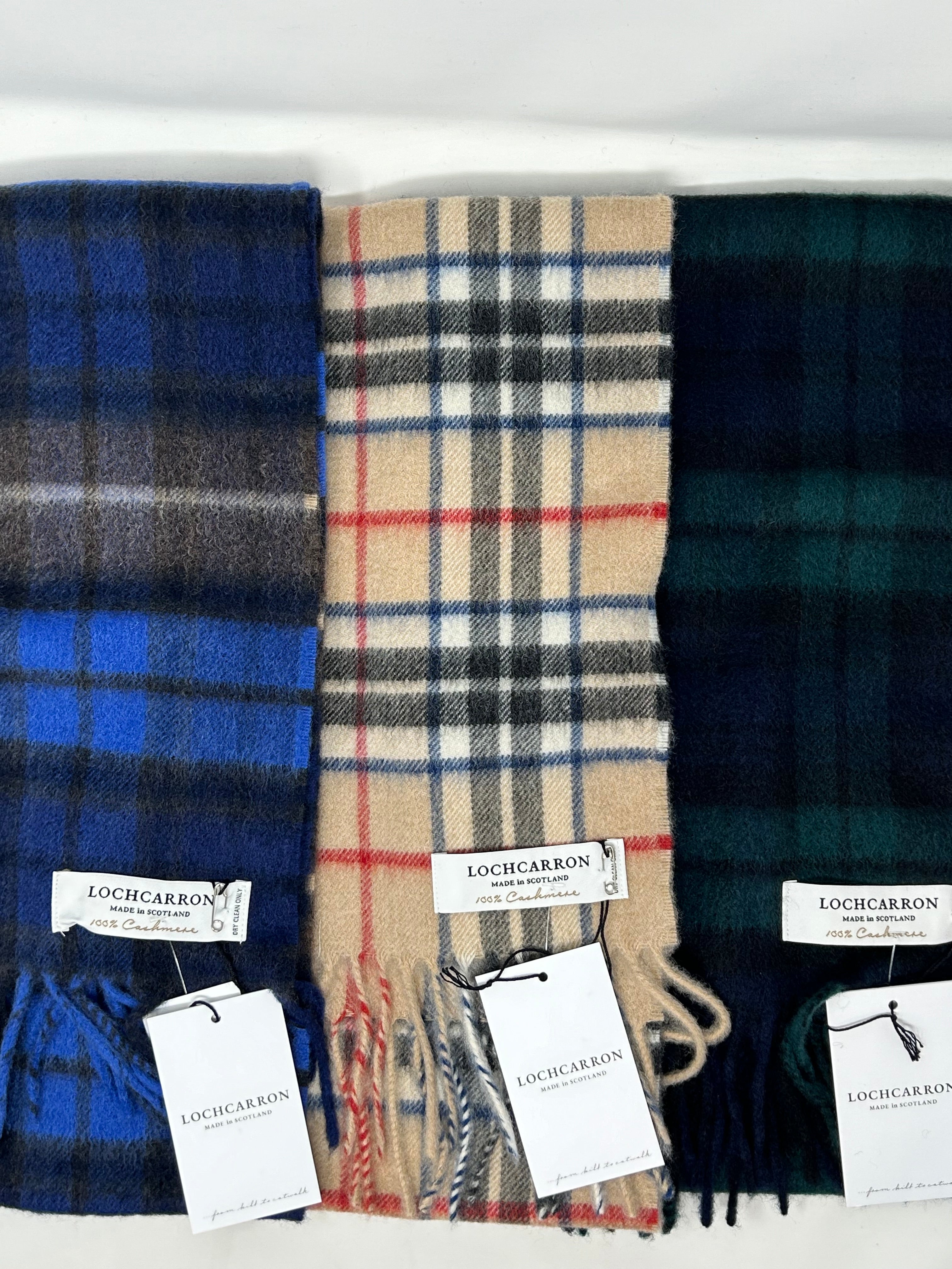 Lussuosa sciarpa invernale con feel in cashmere e confezione Lussuosa sciarpa invernale con feel in cashmere e confezione